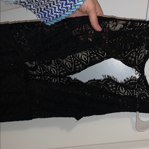 Romper - Picture 2 of 3